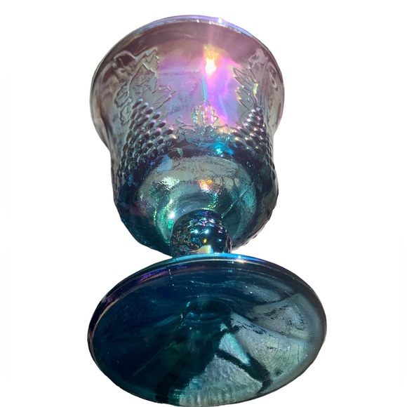 🩸SOLD🩸 1970s Iridescent Harvest Grape Vine Carnival Glass Vintage Globet - Picture 5 of 15